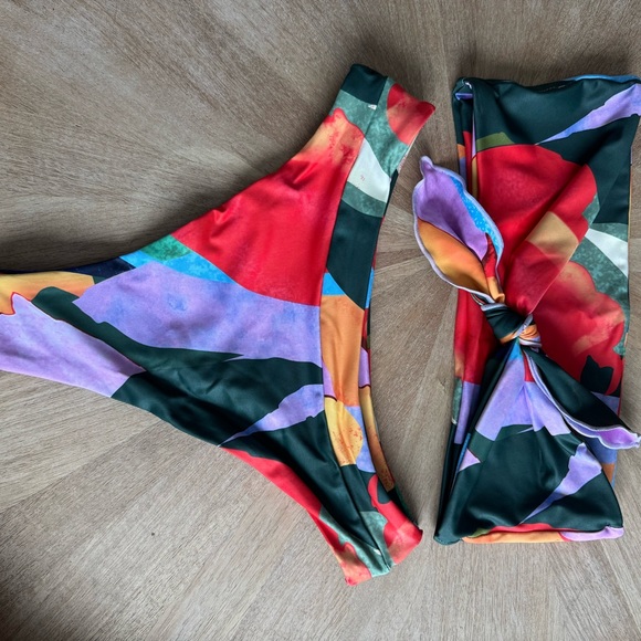 Colorful Abstract Bikini Set - Picture 2 of 4